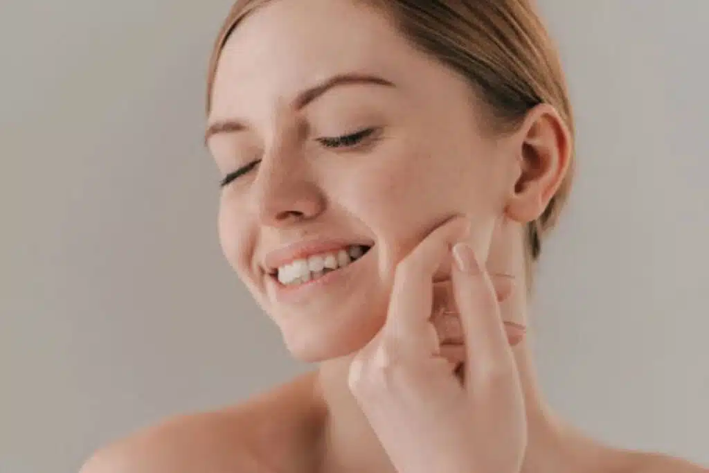 Glutathione IV Therapy: Does It Really Brighten Skin and Boost Immunity? -  Aestheticaa